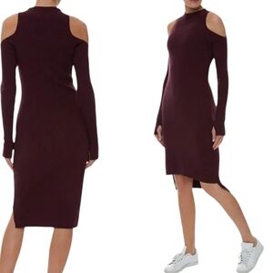 Sweaty Betty Ra Knit Cold Shoulder Dress Oxblood Small NWT